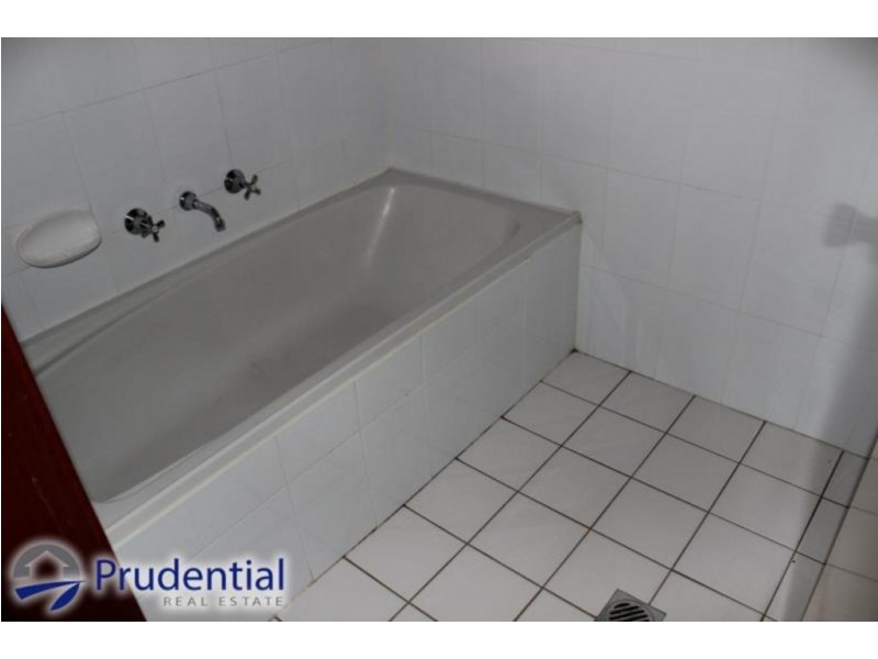 34 Clerkenwell Street, Ambarvale NSW 2560