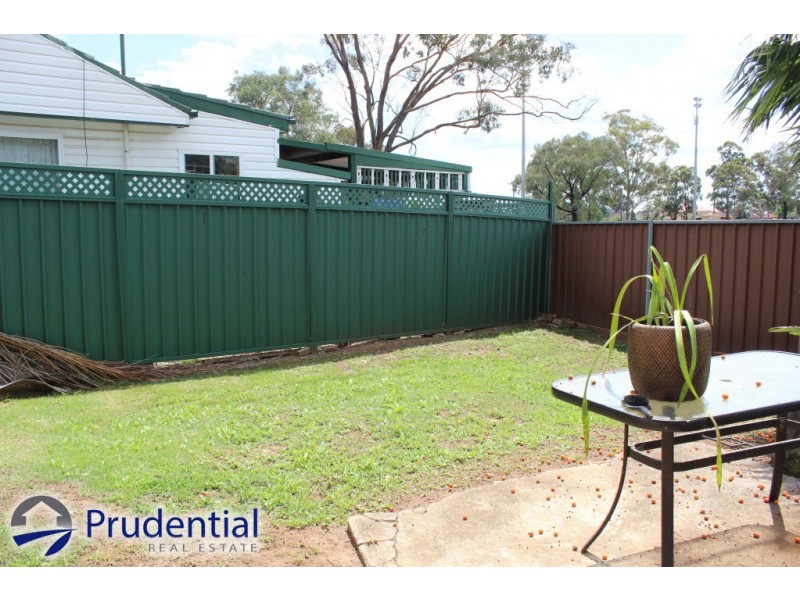 4 Perth Avenue, Campbelltown NSW 2560