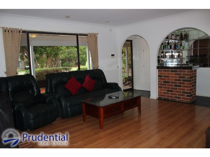 44 Queenscliff Drive, Woodbine NSW 2560