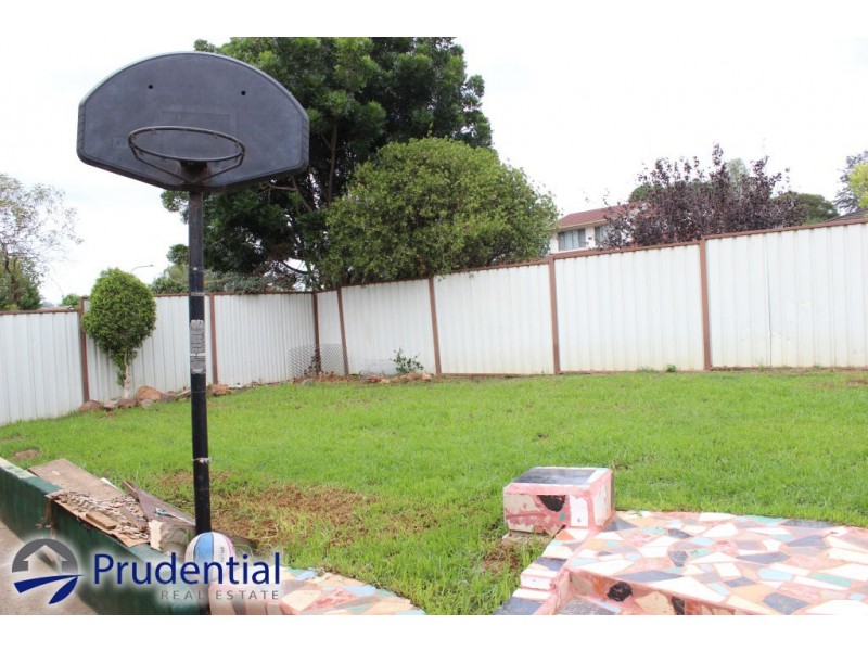 44 Queenscliff Drive, Woodbine NSW 2560