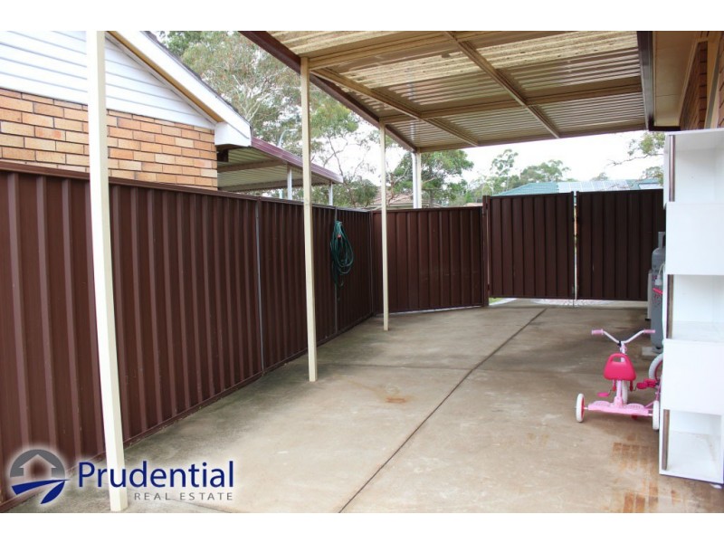 11 Weemala Crescent, Bradbury NSW 2560