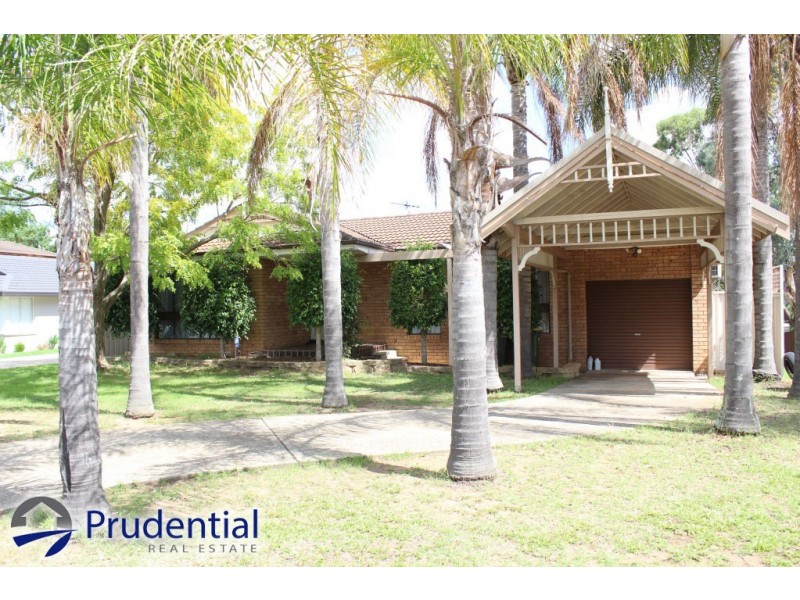 133 Emerald Drive, Eagle Vale NSW 2558
