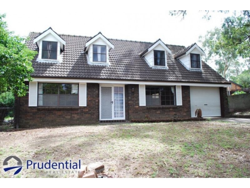 1 Urana Place, Leumeah NSW 2560