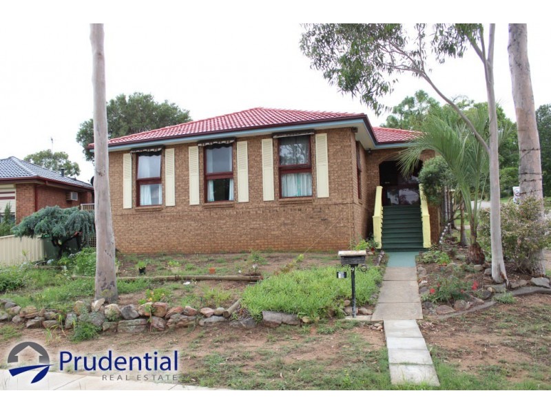 9 Midlothian Road, St Andrews NSW 2566