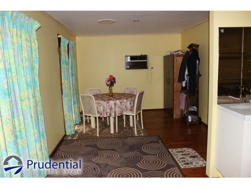 9 Midlothian Road, St Andrews NSW 2566