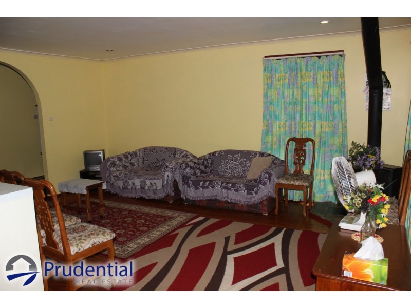 9 Midlothian Road, St Andrews NSW 2566