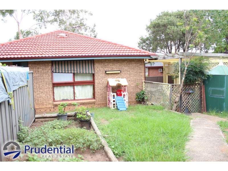 9 Midlothian Road, St Andrews NSW 2566