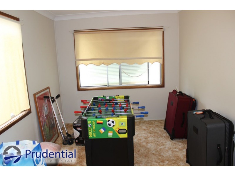 62 Farnsworth Avenue, Campbelltown NSW 2560