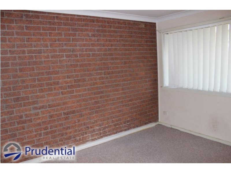 13/18 Westmoreland Road, Leumeah NSW 2560