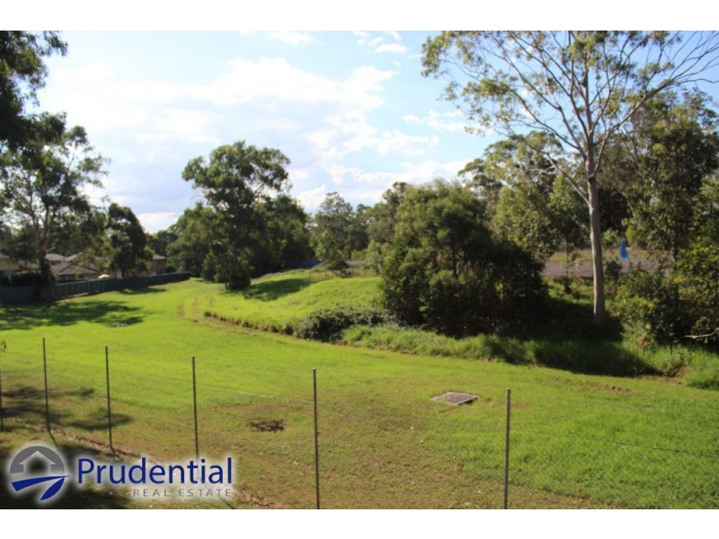 13/18 Westmoreland Road, Minto NSW 2566