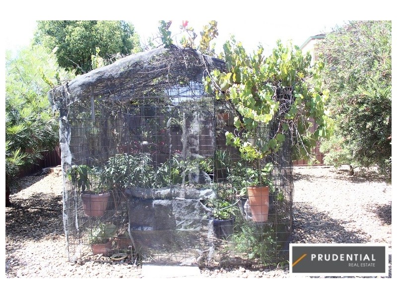 28 Bungonia Road, Leumeah NSW 2560