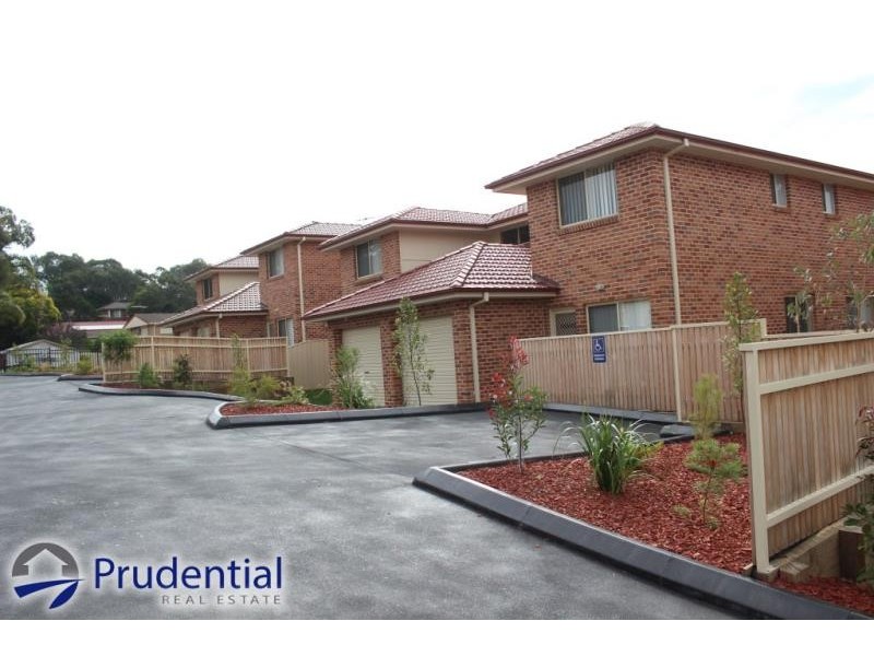 5/102 Feldspar Road, Eagle Vale NSW 2558