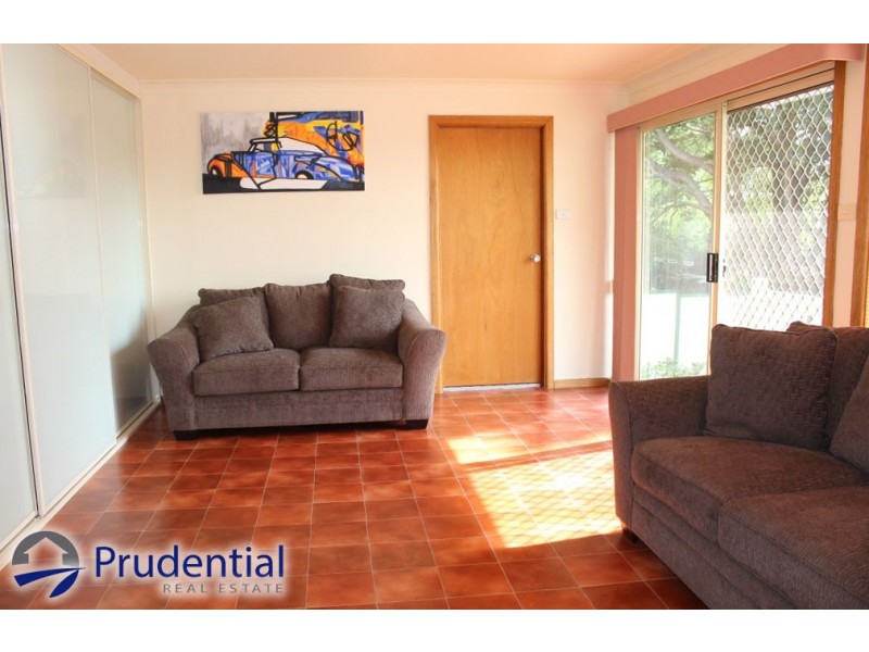 93 The Parkway, Bradbury NSW 2560