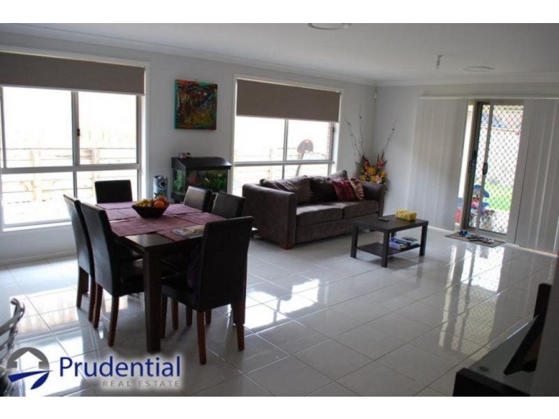 35 Gawler Avenue, Minto NSW 2566