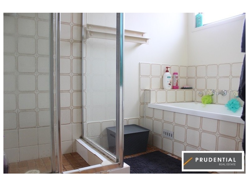 7 Dombey Place, Ambarvale NSW 2560