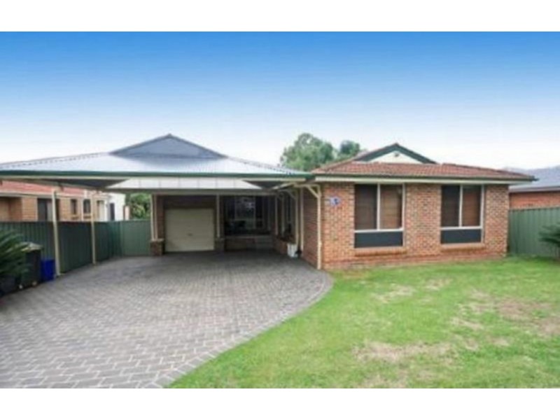 35 Fifth Avenue, Macquarie Fields NSW 2564