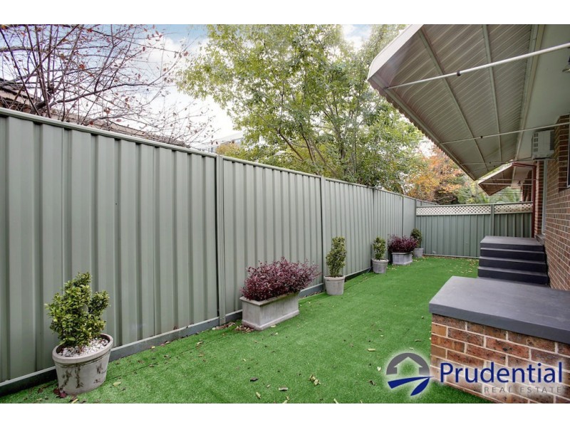 6/40 Warby Street, Campbelltown NSW 2560