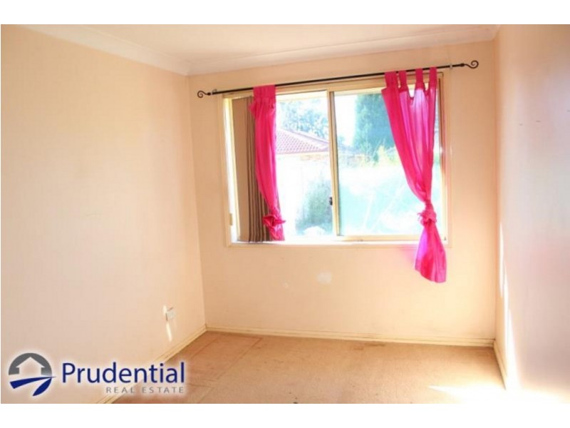 23 Karrabul Road, St Helens Park NSW 2560