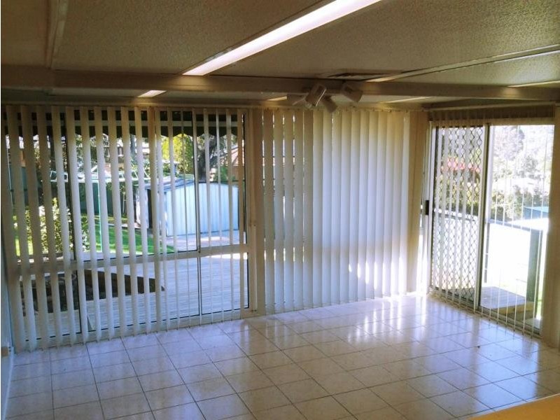 26 Silica Crescent, Eagle Vale NSW 2558