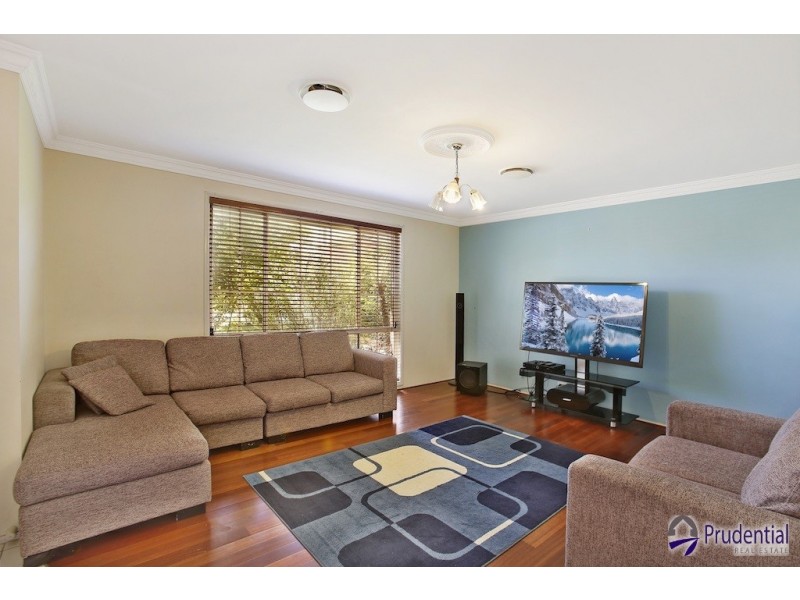 27 Parkholme Circuit, Englorie Park NSW 2560