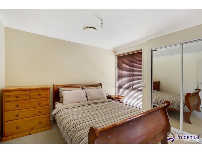27 Parkholme Circuit, Englorie Park NSW 2560