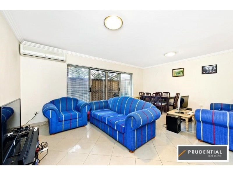 1/13 Chamberlain Street, Campbelltown NSW 2560