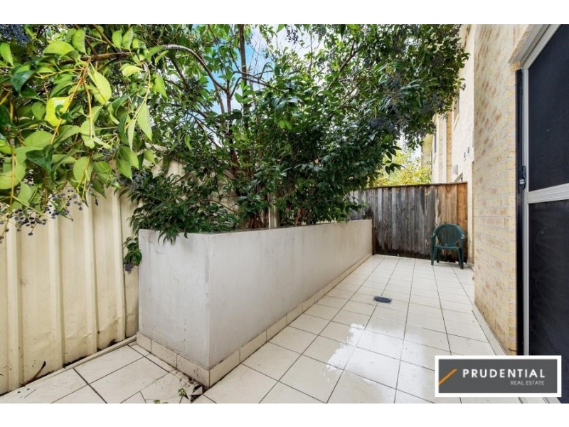 1/13 Chamberlain Street, Campbelltown NSW 2560