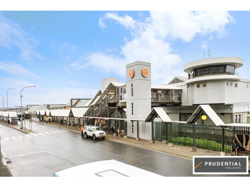 1/13 Chamberlain Street, Campbelltown NSW 2560