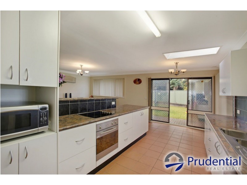 210 Railway Parade, Macquarie Fields NSW 2564