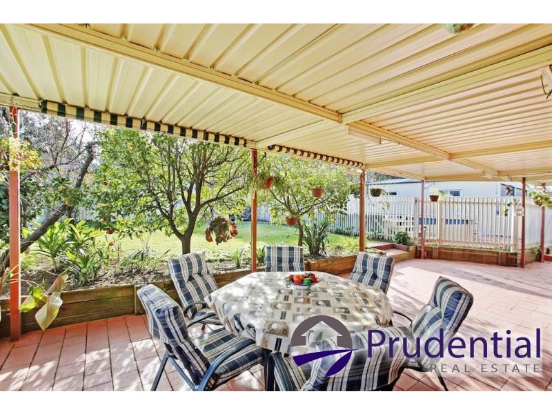 286 Copperfield Drive, Rosemeadow NSW 2560