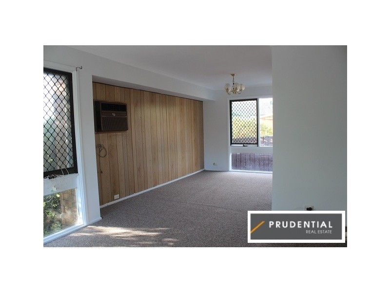 2 Georgiana Crescent, Ambarvale NSW 2560