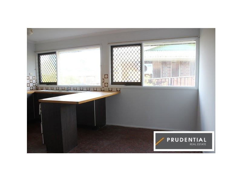 2 Georgiana Crescent, Ambarvale NSW 2560