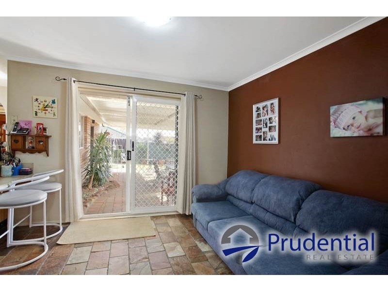 3 Marloo Place, St Helens Park NSW 2560