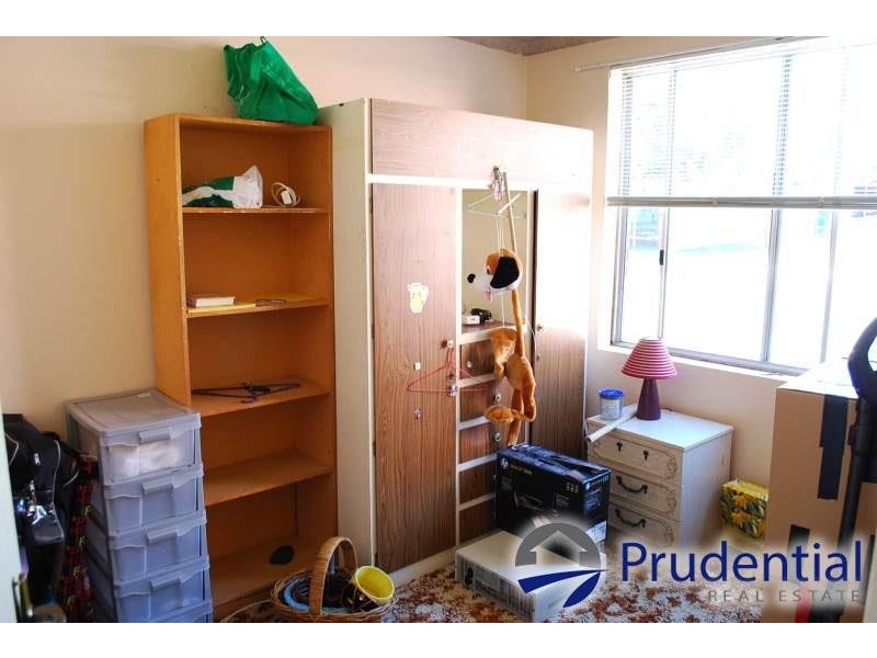 2/98 Dumaresq Street, Campbelltown NSW 2560