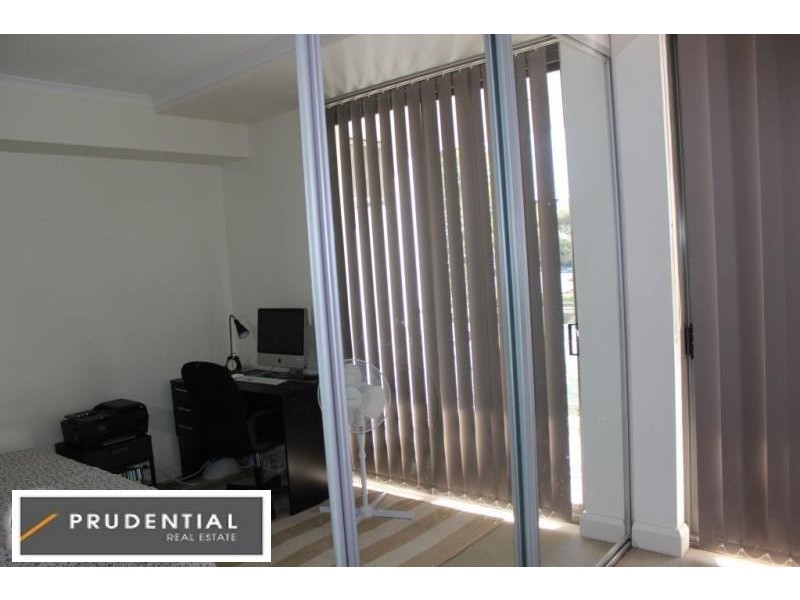 8D/541 Pembroke Road, Leumeah NSW 2560