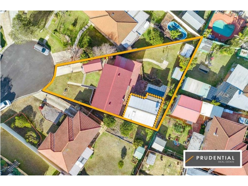 6 and 6A Durden Place, Ambarvale NSW 2560
