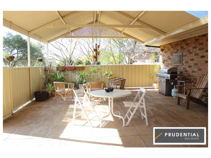 11 Polworth Close, Elderslie NSW 2570