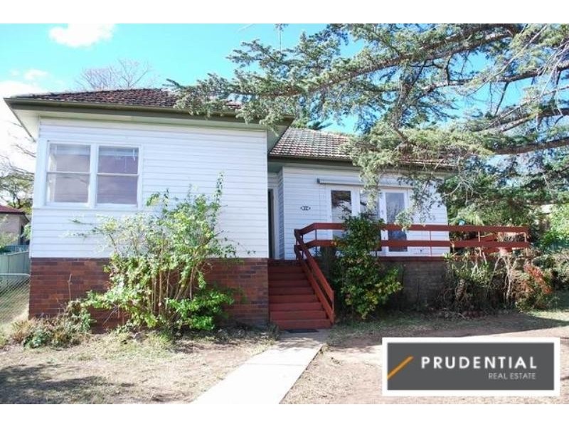 22 Grandview Drive, Campbelltown NSW 2560