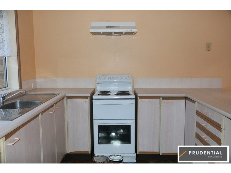 1/12 Bernardo Crescent, Rosemeadow NSW 2560