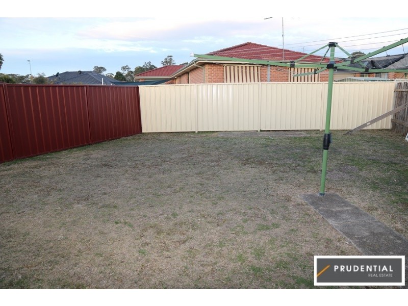 1/12 Bernardo Crescent, Rosemeadow NSW 2560