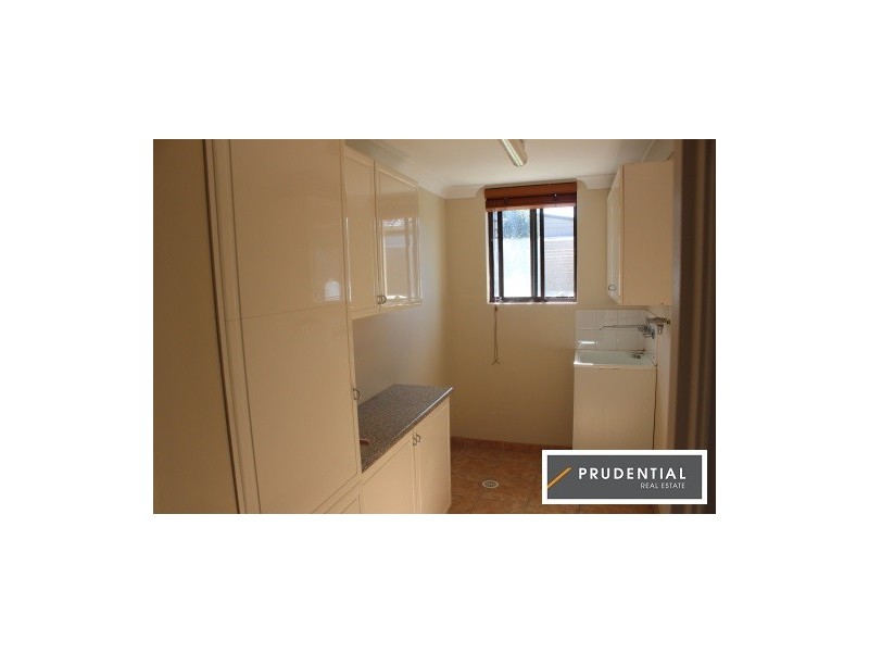 12 Cordelia Street, Rosemeadow NSW 2560