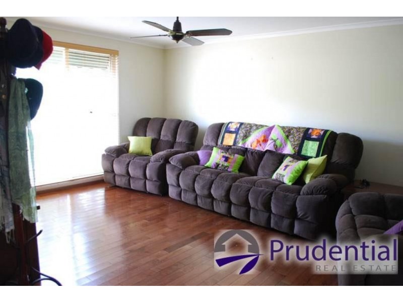 28 Lockheed Street, Raby NSW 2566