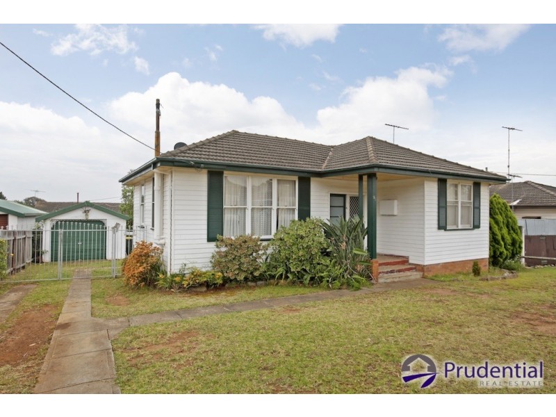 95 Lindesay Street, Campbelltown NSW 2560