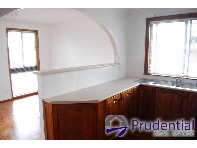 15 Lillas Place, Minto NSW 2566