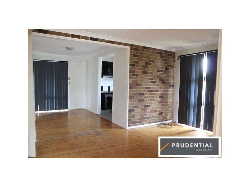 8 Stephenson Street, Leumeah NSW 2560
