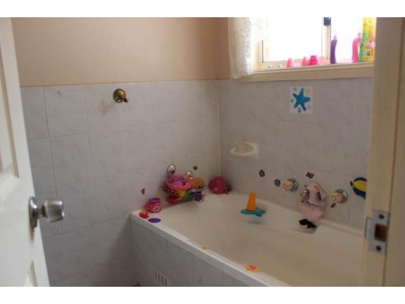 29A Karrabul Road, St Helens Park NSW 2560