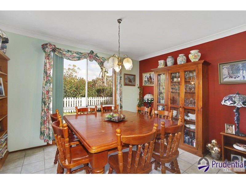 48 Clennam Avenue, Ambarvale NSW 2560