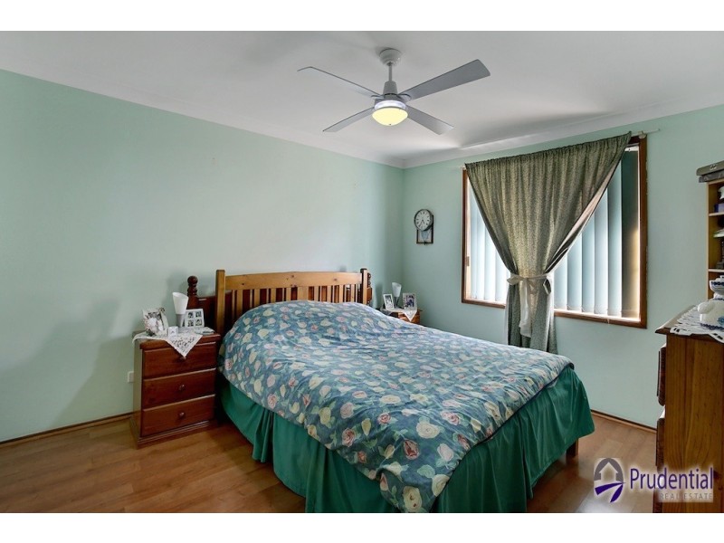 48 Clennam Avenue, Ambarvale NSW 2560