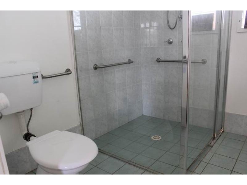 142 Racecourse Avenue, Menangle Park NSW 2563