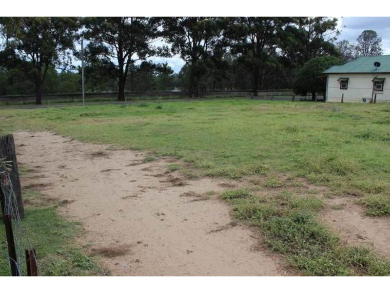 142 Racecourse Avenue, Menangle Park NSW 2563